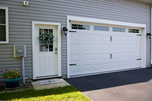 24/7 Emergency Garage Door Panel Replacement experts in McAdoo, PA